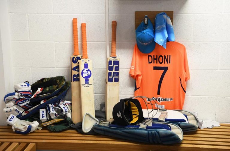 Revealed: Dhoni’s secret of using different logo on bats during the Cricket World Cup