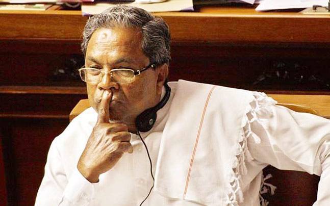 Congress leader Siddaramaiah spreads fake news, shares unrelated photos to allege BS Yediyurappa participated in Tipu Jayanti