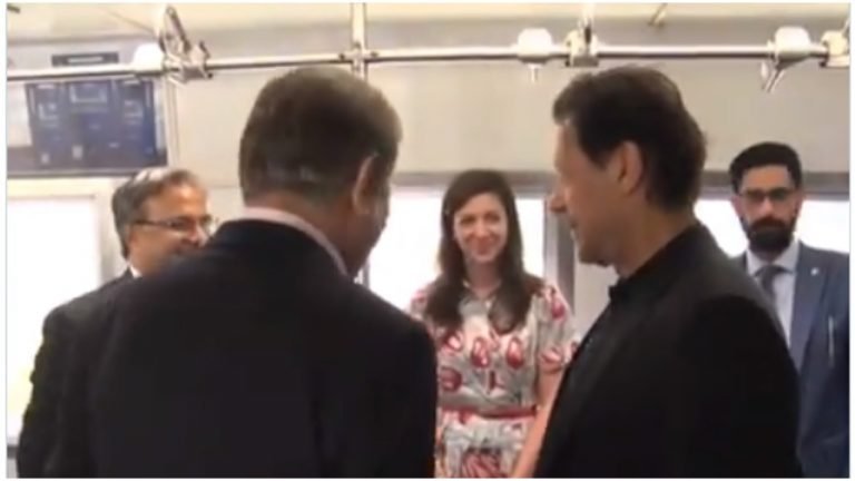 US snubs Pak PM Imran Khan, welcomed by low-key US officials on his maiden visit, escorted to the terminal in a bus