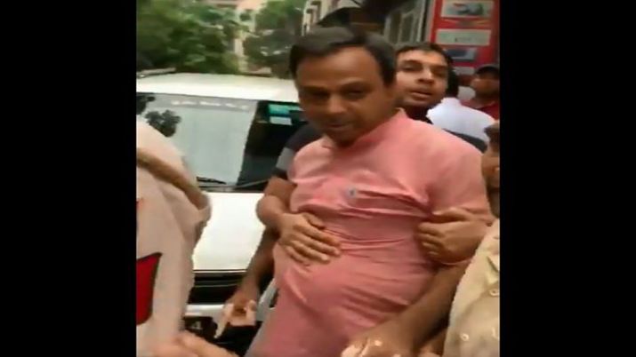 AAP MLA and aide beaten up with slippers during raid on ration shops after being caught allegedly for demanding bribes