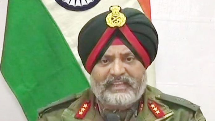 Gen Dhillon addresses press conference, presents M-24 sniper recovered from Amarnath Yatra route