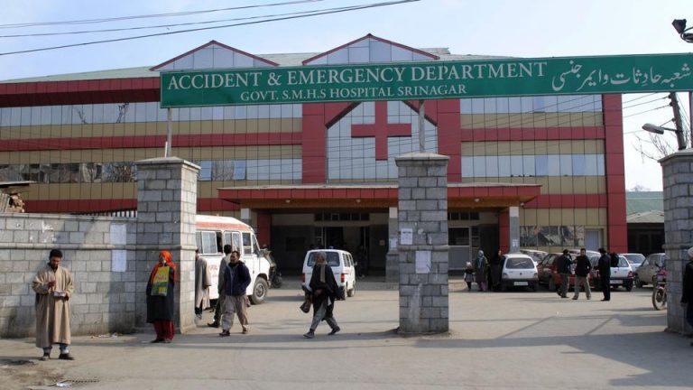 Srinagar: District Admin and Drug Controller Office deny report of shortage of medicine, hospital says no doctor talked to the reporter