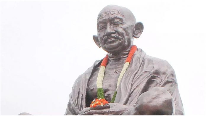 Gandhi statue vandalised in Naizamabad, pro-pakistan slogans written