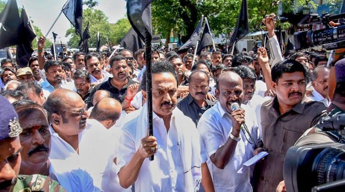 DMK leads protest at Jantar Mantar against detention of JK leaders