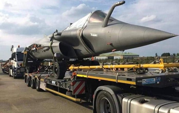 IAF gets the delivery of first Rafale jet from Dassault Aviations