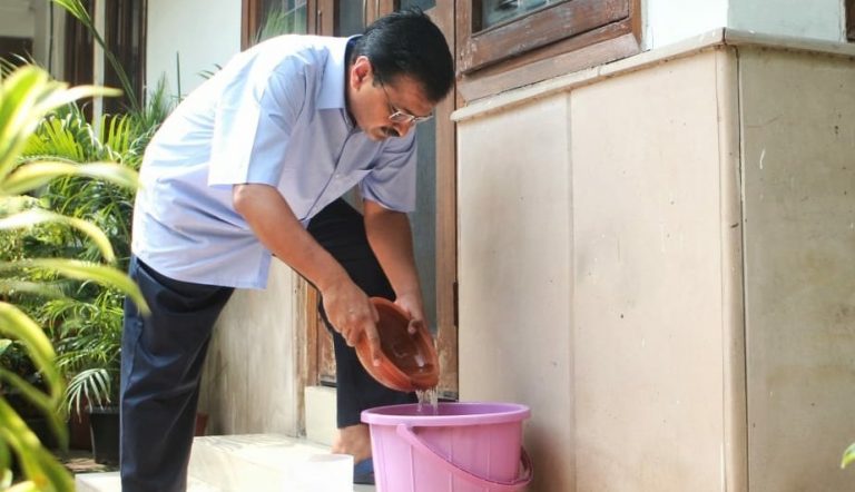 Kejriwal government lies about number of Dengue cases in 2018 in Delhi