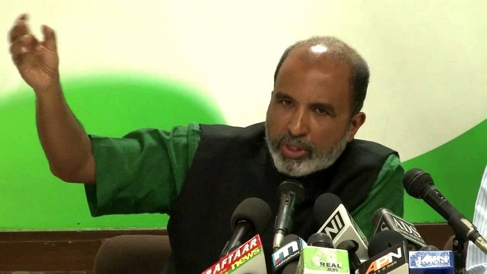 Misogyny? Congress spokesperson Sanjay Jha feels sad when men leave, but attacks women who leave the party