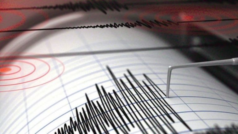 Earthquake measuring 6.3 on Richter scale hits J&K at India-Pak border, tremors felt in Delhi-NCR