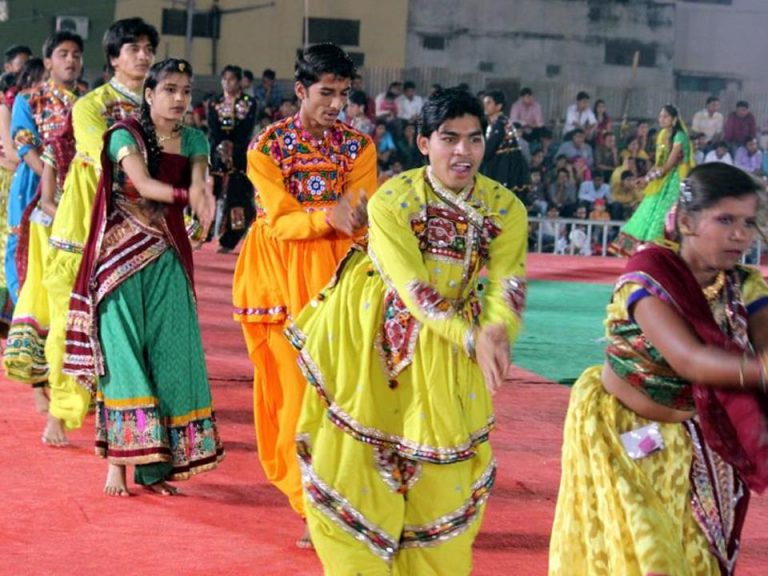 Bajrang Dal says Aadhaar should be mandatory at entry points of Garba and Dandiya events to keep a check on ‘non-Hindus’