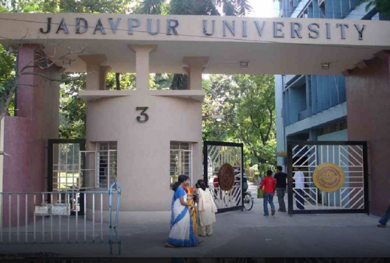 Left terror in Jadavpur University: Assault of democracy in an educational institute in Bengal