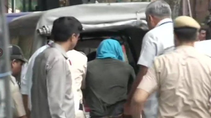 Attempt to trespass into Parliament foiled by security forces, the suspect who is a Dera Sacha Sauda follower detained