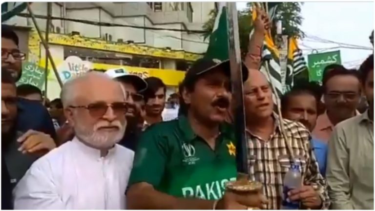 I used to hit sixes with bat, now I’ll kill humans with sword: Dawood’s relative, former Pak cricketer Javed Miandad goes on a rant