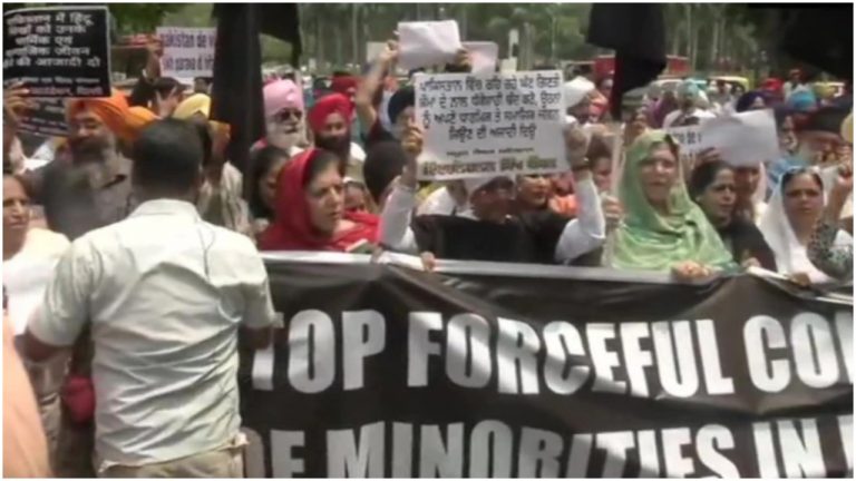 Sikhs launch massive protest outside Pakistan embassy against forced conversions, effigy of Imran Khan burnt