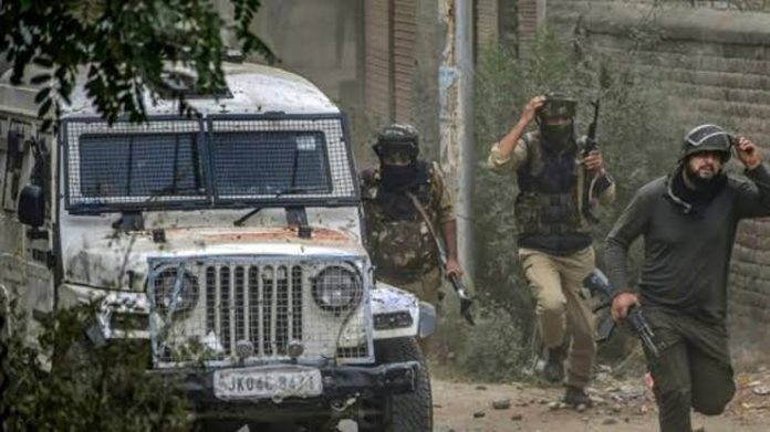 Terrorists hurl a grenade near Anantnag DC office