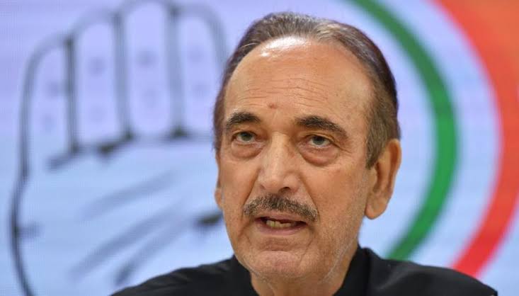 Rent-free bungalows in VVIP zone gone with Article 370, Ghulam Nabi Azad vacates his, other former CMs to follow