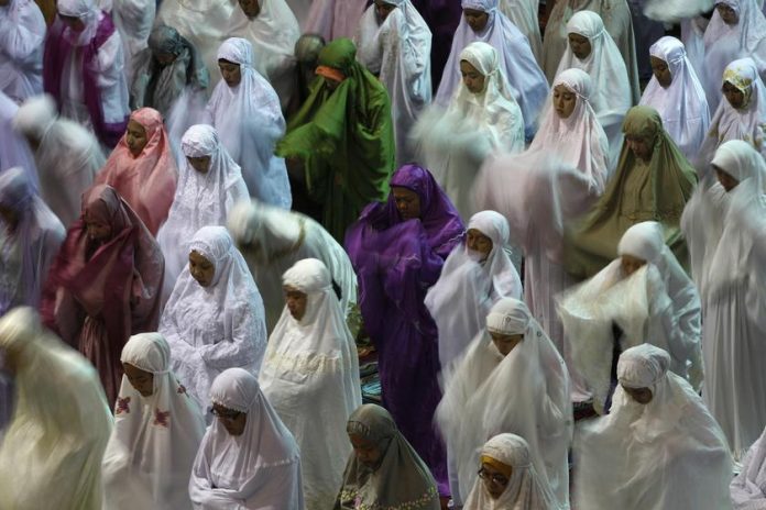 SIS survey reveals gender inequality and pressure among Malaysian Muslim women to conform to fundamentalist ideals