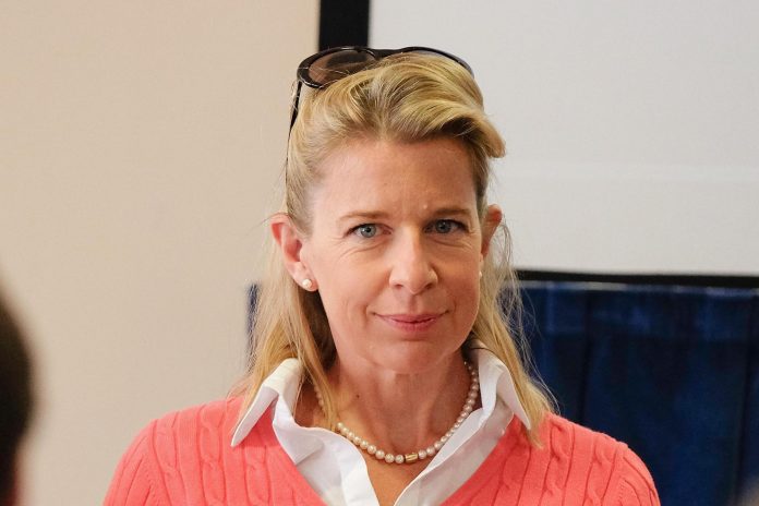 Pakistanis protesting in London heckle and harass katie Hopkins for exposing their propaganda