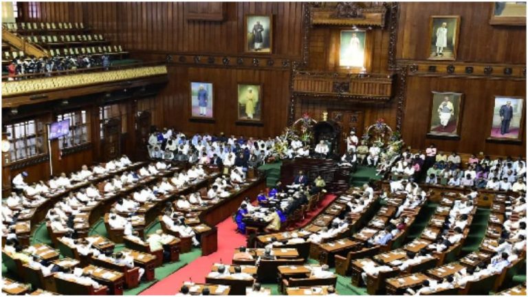 Karnataka: Assembly Speaker imposes temporary ban on media coverage of proceedings, journalists protests