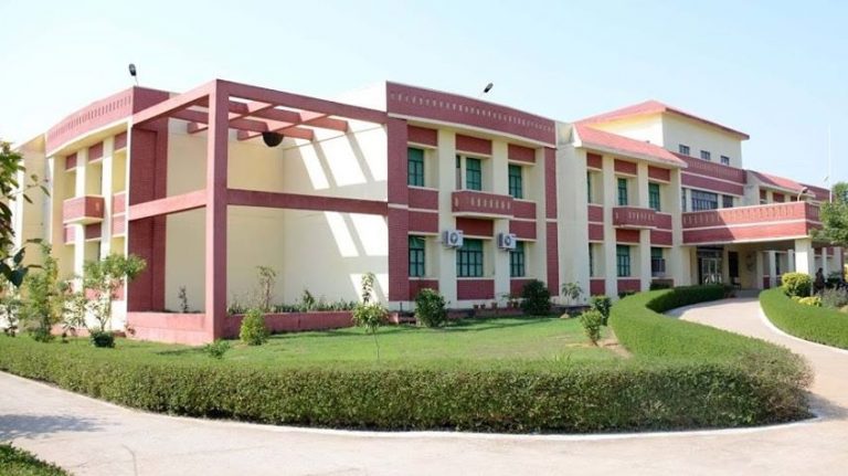 Case registered against BHU official for removing RSS flag from south campus in Mirzapur
