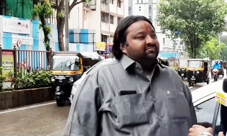 Shiv Sena leader Ramesh Solanki resigns from party protesting against alliance with Congress and NCP