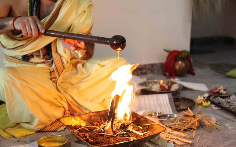BHU protests: SVDV professors, former professor and Acharyas of Vishwanath Mandir support students, here is what they say