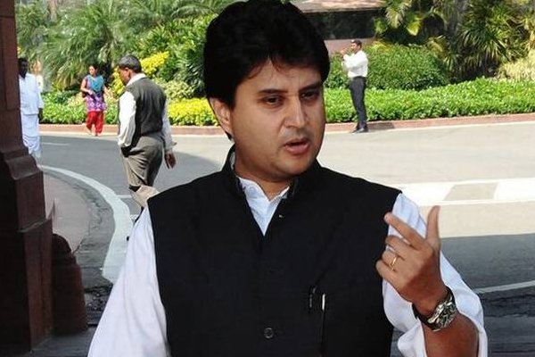 Jyotiraditya Scindia clarifies that he had changed bio a month back not last night, Google cache shows he’s partially right