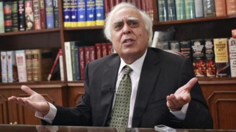 Kapil Sibal in SC defends fake news spread by IndiaSpend, whose founding trustee is the Data Analytics head of Congress