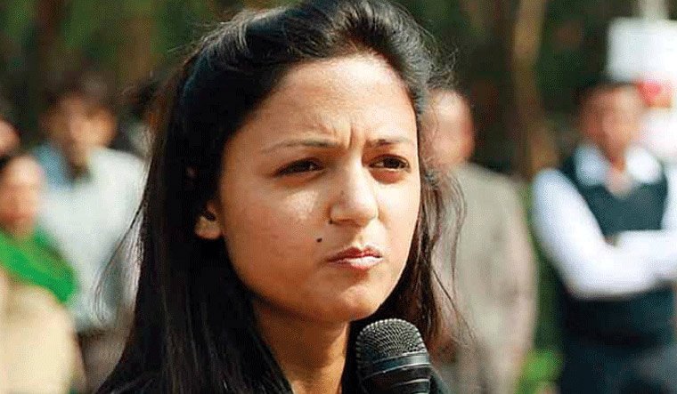 Delhi court directs police to issue 10-day pre-arrest notice before arresting Shehla Rashid for defaming Indian Army