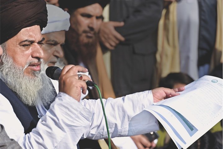 Notorious Pakistani politician and cleric, Khadim Hussain Rizvi, spews venom against Sikhs in sermon