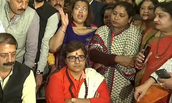 Pragya Thakur sits on dharna outside police station demanding FIR against Congress MLA for threating to burn her, returns without success