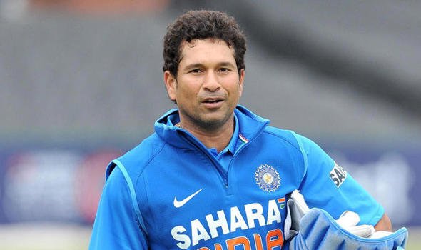Internet helps Sachin Tendulkar find the fan who motivated him to redesign his elbow guard for better performance