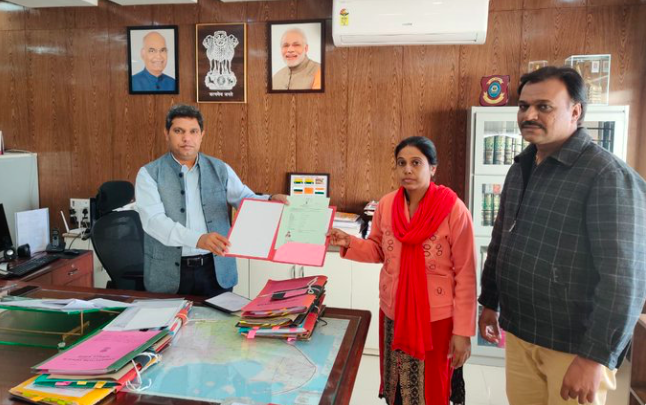 Pakistani muslim woman gets Indian citizenship in Dwaraka, Gujarat