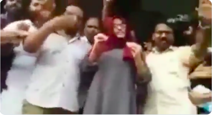 Kerala: Jamia ‘Shero’ Aysha Renna heckled by Communists, forced to apologize for comments against CM Pinarayi Vijayan