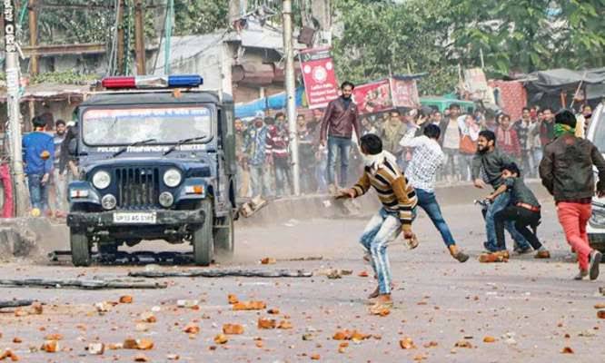 I am Pankaj Tiwari, ‘Allah Kasam’ I was not pelting stones: Gorakhpur riots after Friday Namaz were pre-planned, suggests report