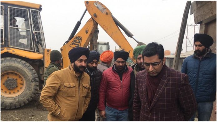 Sikh Community in Srinagar agrees to relocate Gurudwara, makes way for National Highway