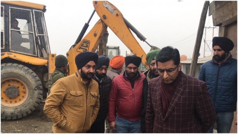 Sikh community in Kashmir agrees for demolition of 72-year-old Gurudwara to make way for National Highway