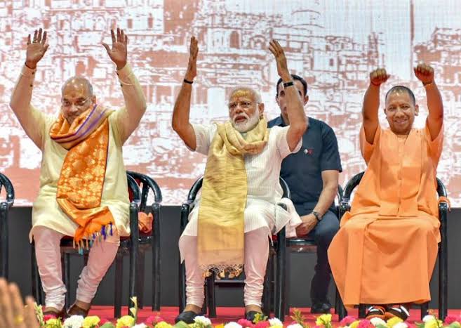 Diary of a Delhi Liberal: Our comrades try to beat up Sanghi goons even as fascism rises in India