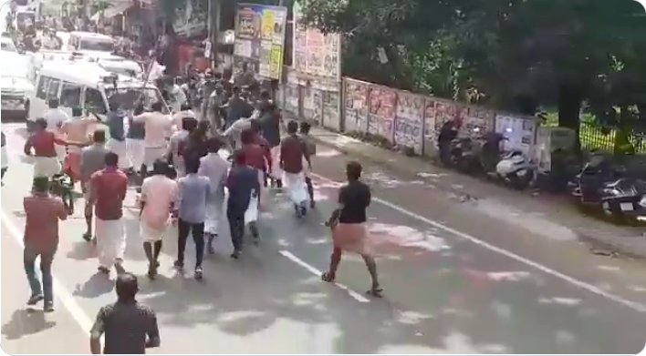 Watch: CPI(M) goons attack Karnataka CM BS Yediyurappa’s convoy in Kannur