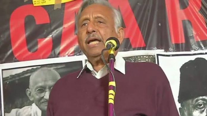 Mani Shankar Aiyar says that there is a rift between Amit Shah and Narendra Modi over the NRC and NPR