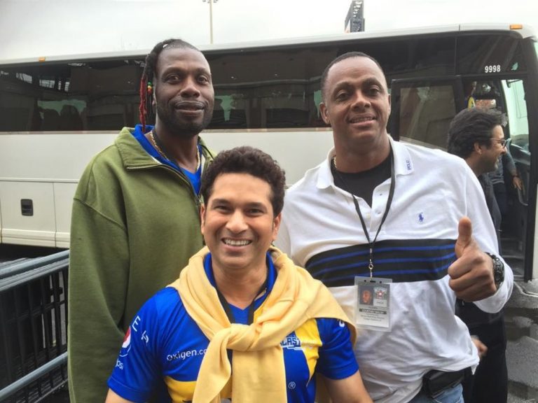 Sachin Tendulkar and Courtney Walsh signed as the coach for Bushfire Relief Match in Australia