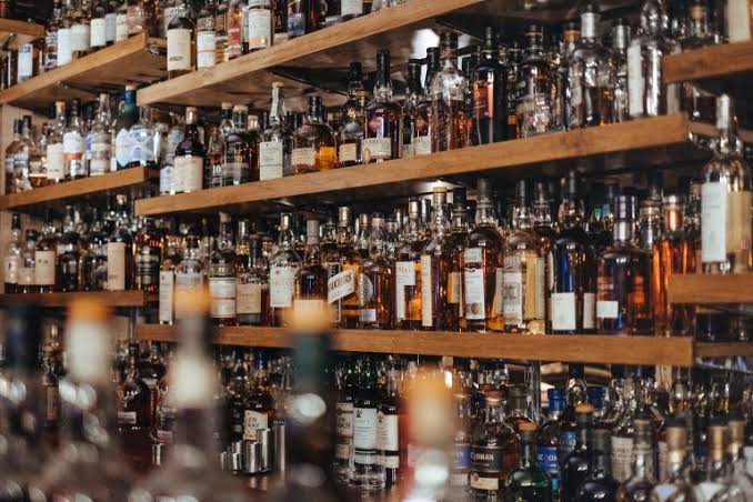 Commerce Ministry recommends lowering limits on import of duty-free alcohol and tobacco, is it contrary to global norms?: Here are the facts