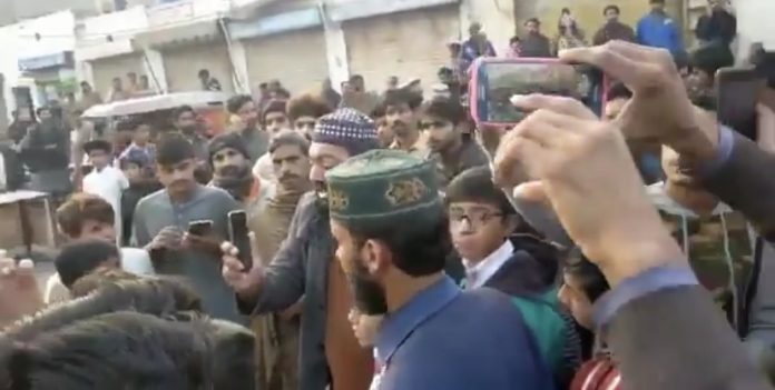 Stones pelted at Gurudwara Nankana Sahib in Pakistan by angry mob of Muslims