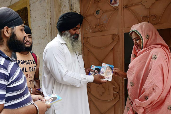 Sikh Politician, Radesh Singh Tony, forced to flee Pakistan after being threatened by Islamists