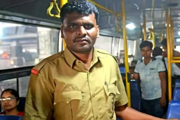 A bus conductor in Bengaluru didn’t clear IAS exam, he misled media: Here is the truth