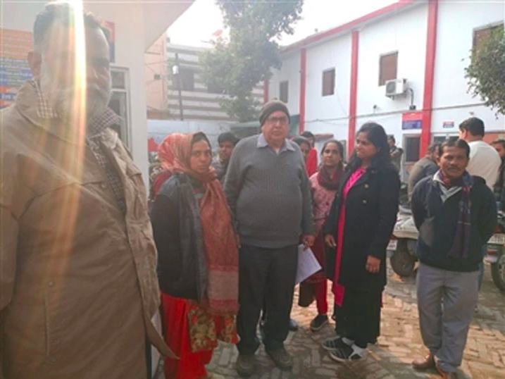 Uttar Pradesh: Polio vaccination team held hostage, beaten up after locals mistook them for NPR data collection team