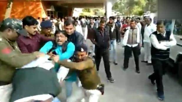 Watch: Kamal Nath’s minister forcibly gets farmer leader removed for ‘speaking loudly’