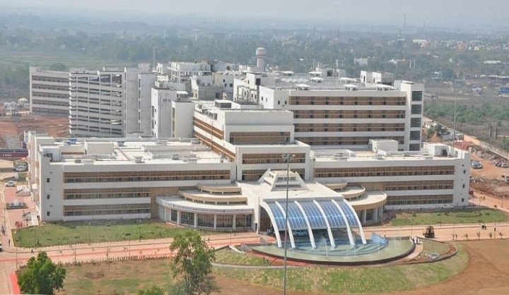 Ruling BJD launches protests after AIIMS Bhubaneswar issues notification asking employees to use Hindi language