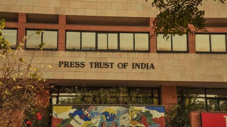 Delhi elections: PTI peddles fake news, reduces AAP candidates’ percentage with serious criminal cases from 51% to 25%, MSM blindly carries report