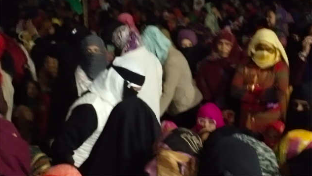 Former AMUSU leader wears Burkha and provokes at Shajmahal anti-CAA protest venue, evades arrest
