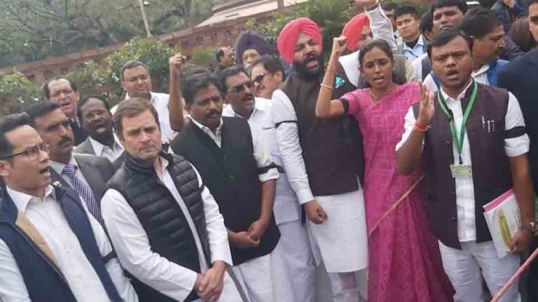 Rahul Gandhi leads protest outside parliament against suspension of 7 Congress MPs